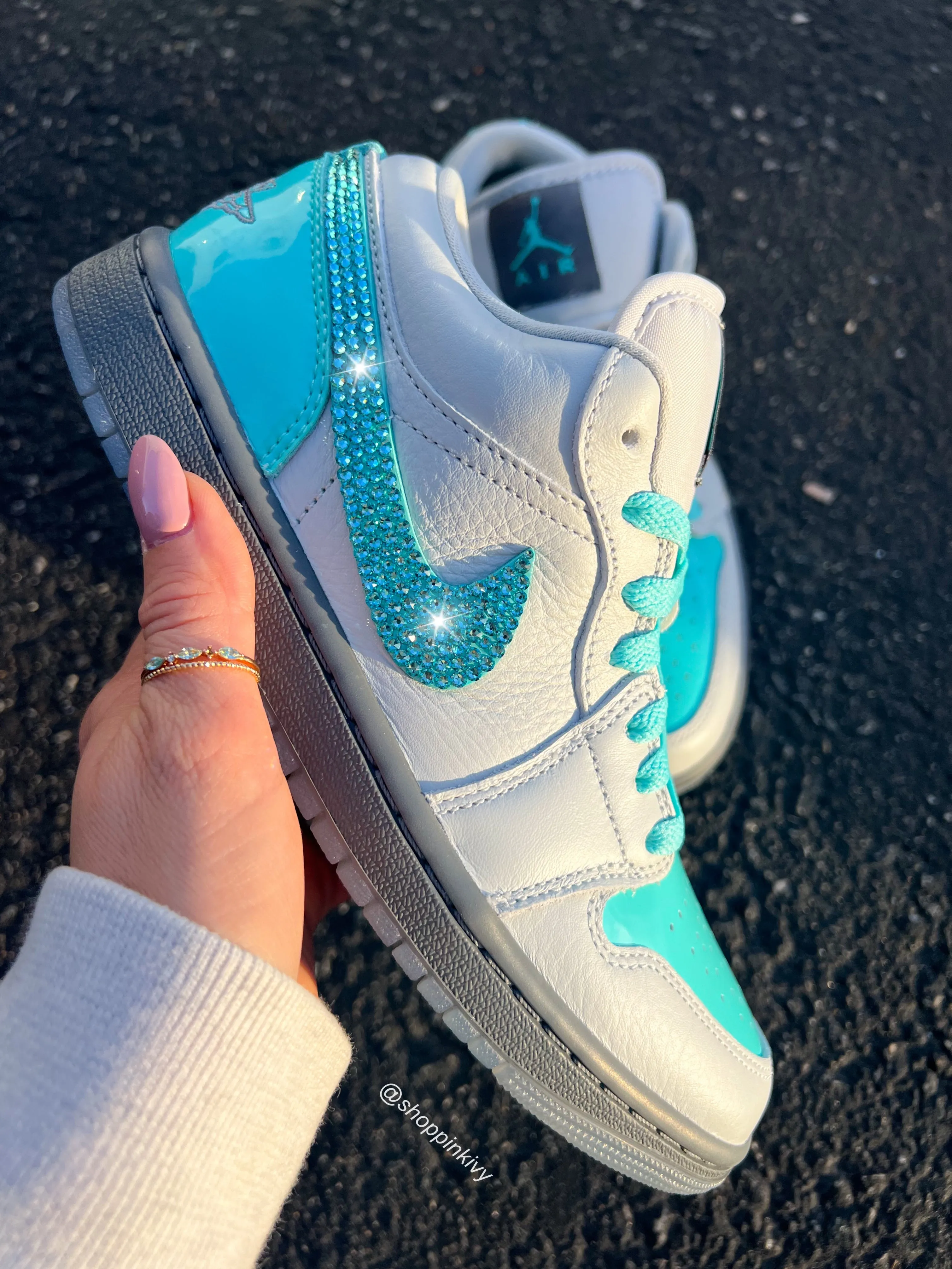 Aqua Polaroid Swarovski Women’s Air Jordan Retro 1 Low Shoes