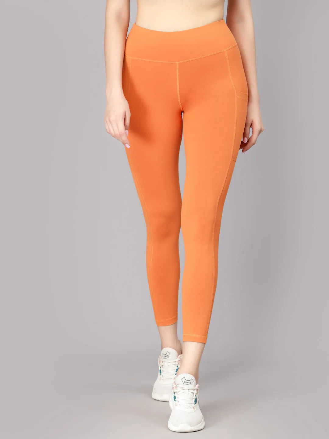 JUMP USA Women Orange Solid Rapid-Dry Seamless Tights