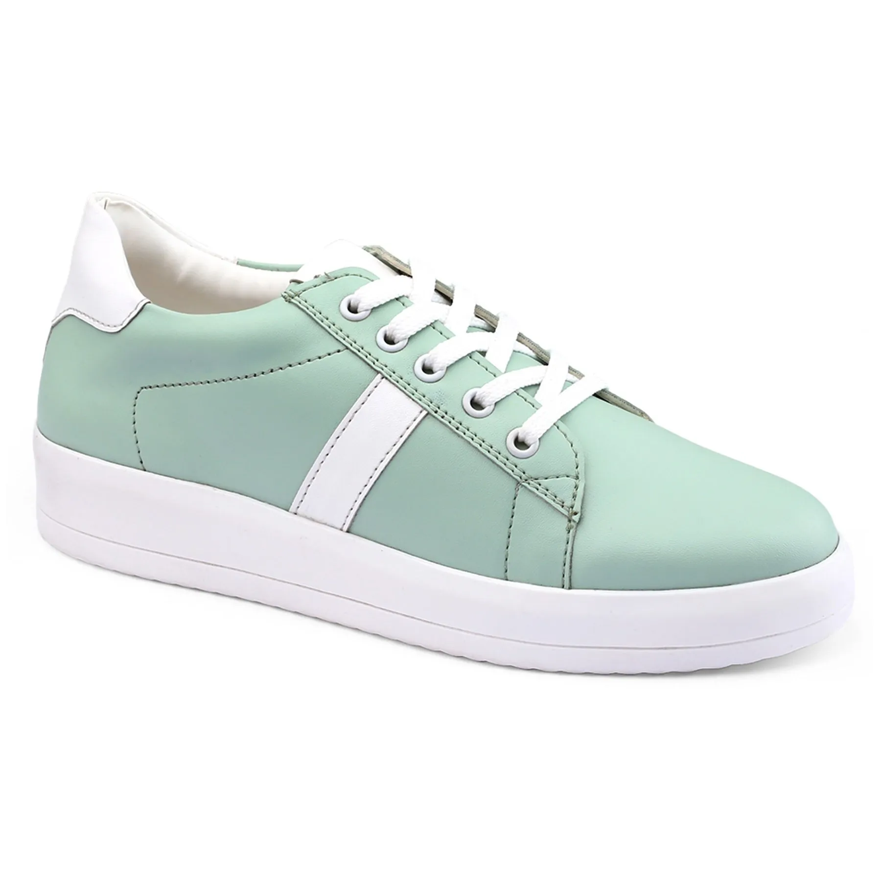 New Trendy  And Casual Sneakers For Women