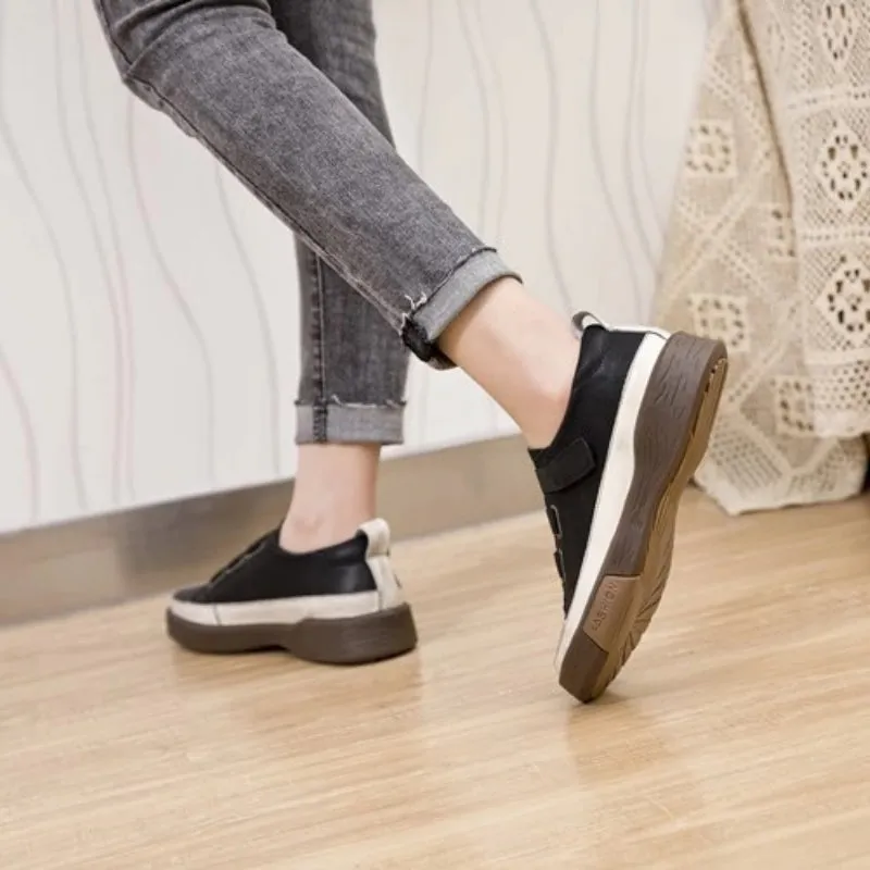 No-tie Shoelaces Genuine Leather Flat Sneakers for Women