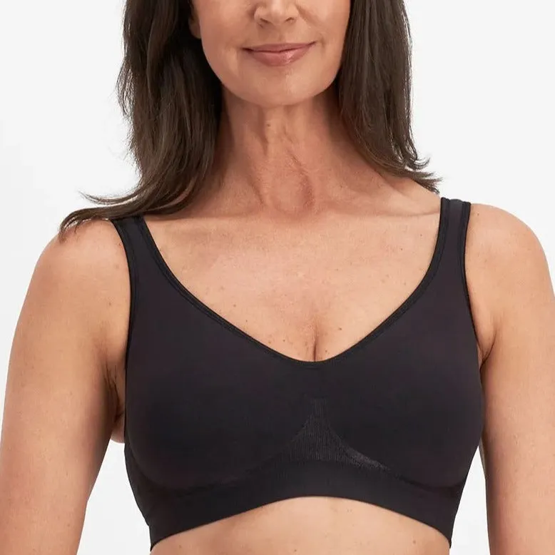 Playtex Seamless Wirefree Bra