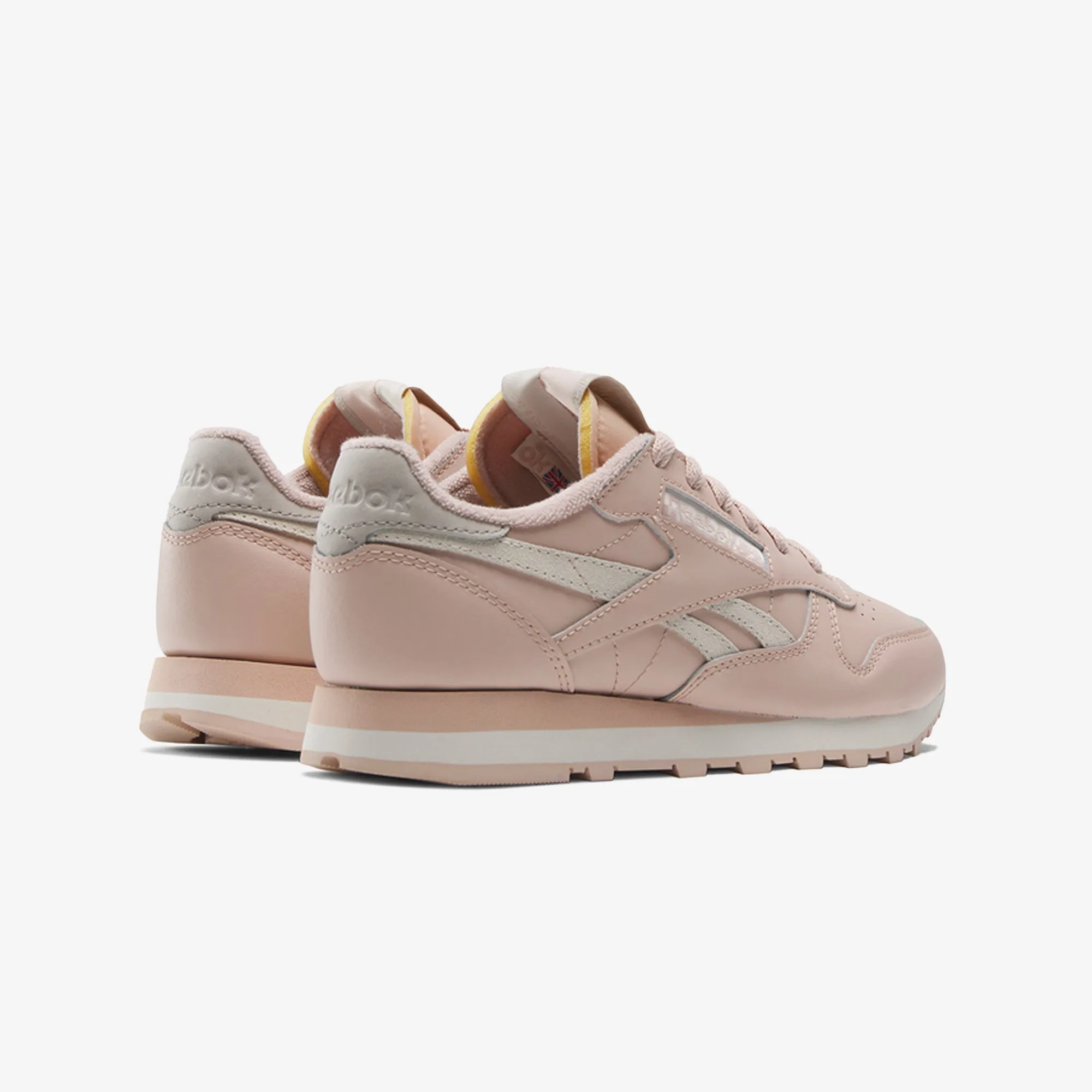 Reebok | WMN'S CLASSIC LEATHER  { BONE/ASH