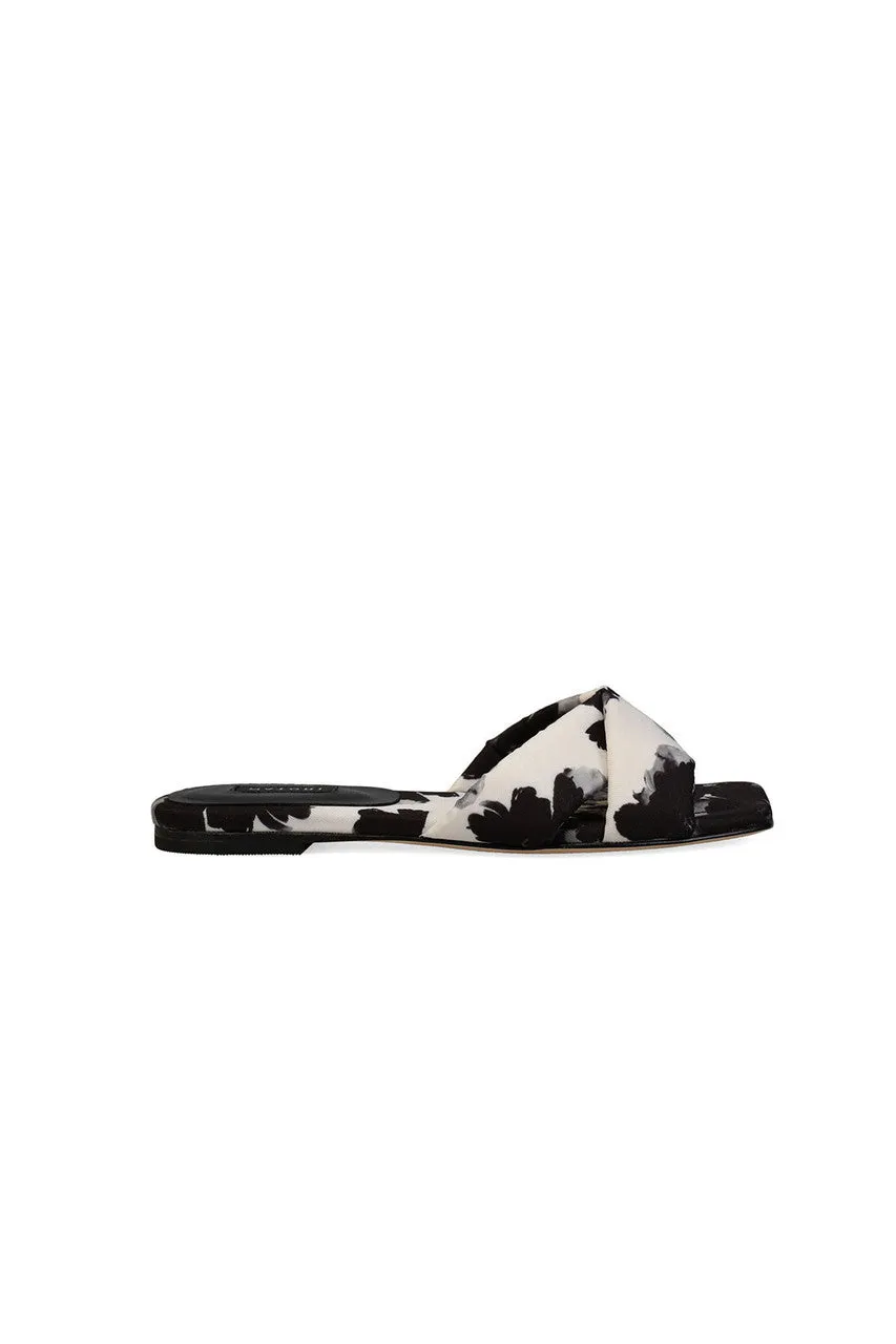 Vitta Taichou Slide Sandals